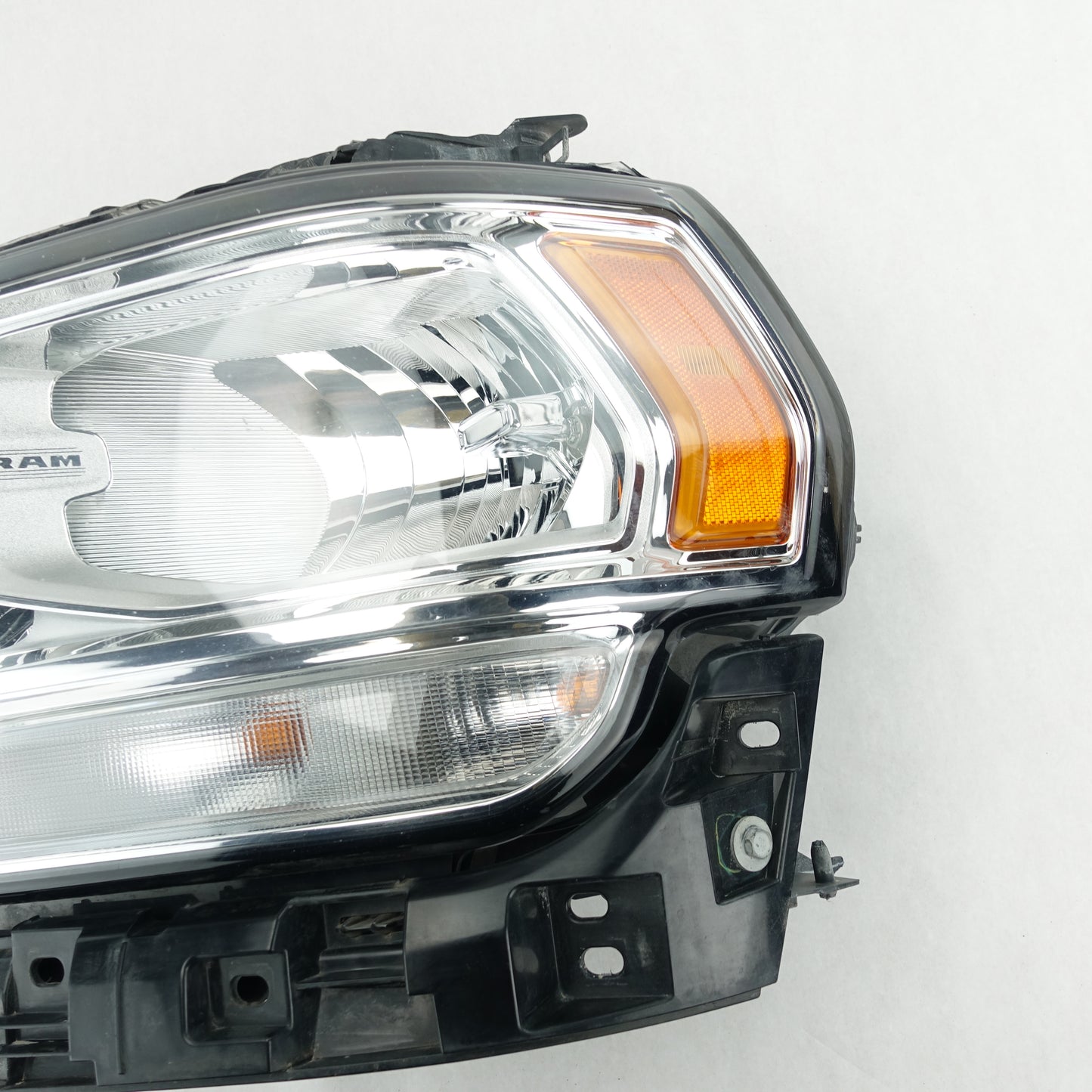 2019 2020 2021 2022 Ram 2500 3500 Driver Left Headlight Head Light Lamp Halogen