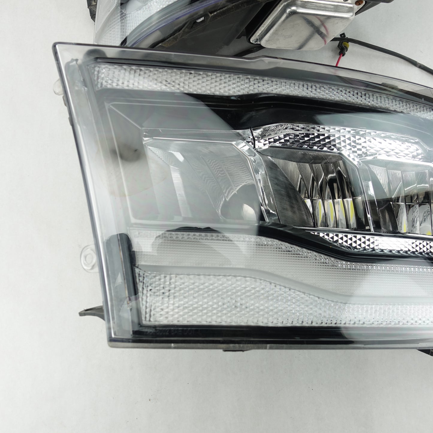 2013 2014 2015 2016 2017 2018 Ram 1500 Vland Headlight Head Light Lamp Set