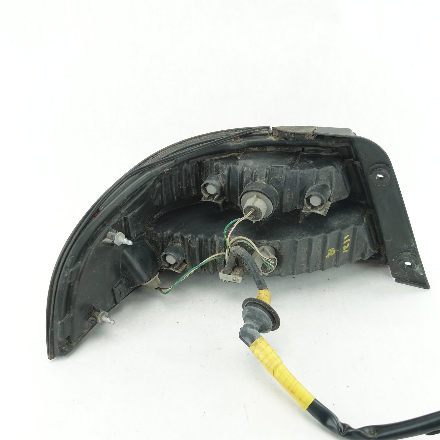 1998 1999 Toyota Avalon Passenger Right Rear Taillight Tail Light Lamp