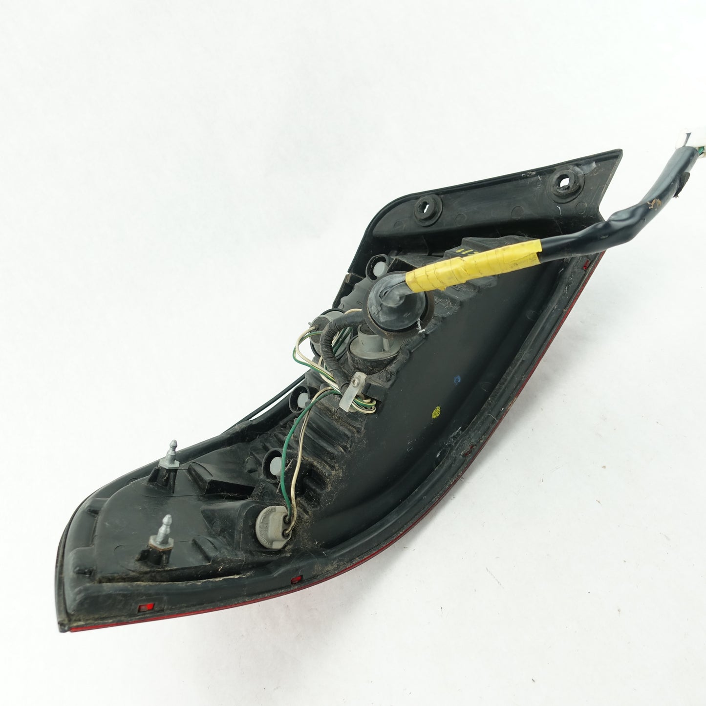1998 1999 Toyota Avalon Passenger Right Rear Taillight Tail Light Lamp