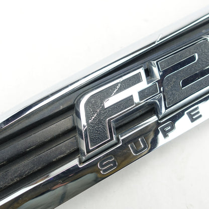 Damage 2011 2012 2013 2014 15 Ford F250 XLT Driver Left Fender Vent Emblem Logo