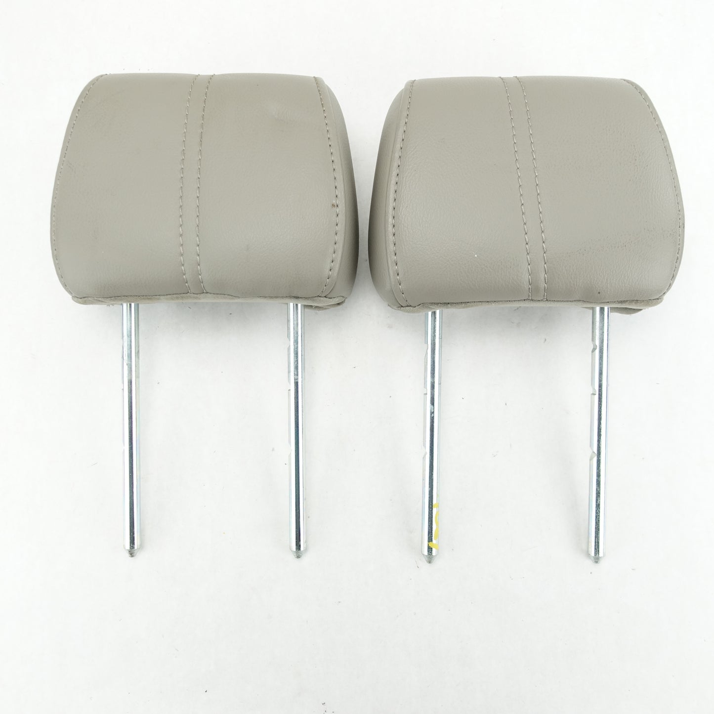 2008 2009 2010 Ford F250 F350 Rear Headrest Head Rest Gray Leather Set Pair