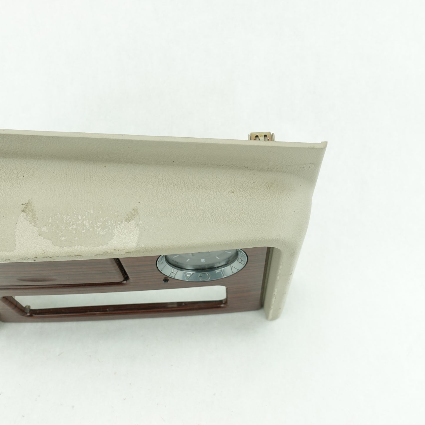2003 2004 2005 2006 Cadillac Escalade Center Console CD Changer Trim Bezel Clock