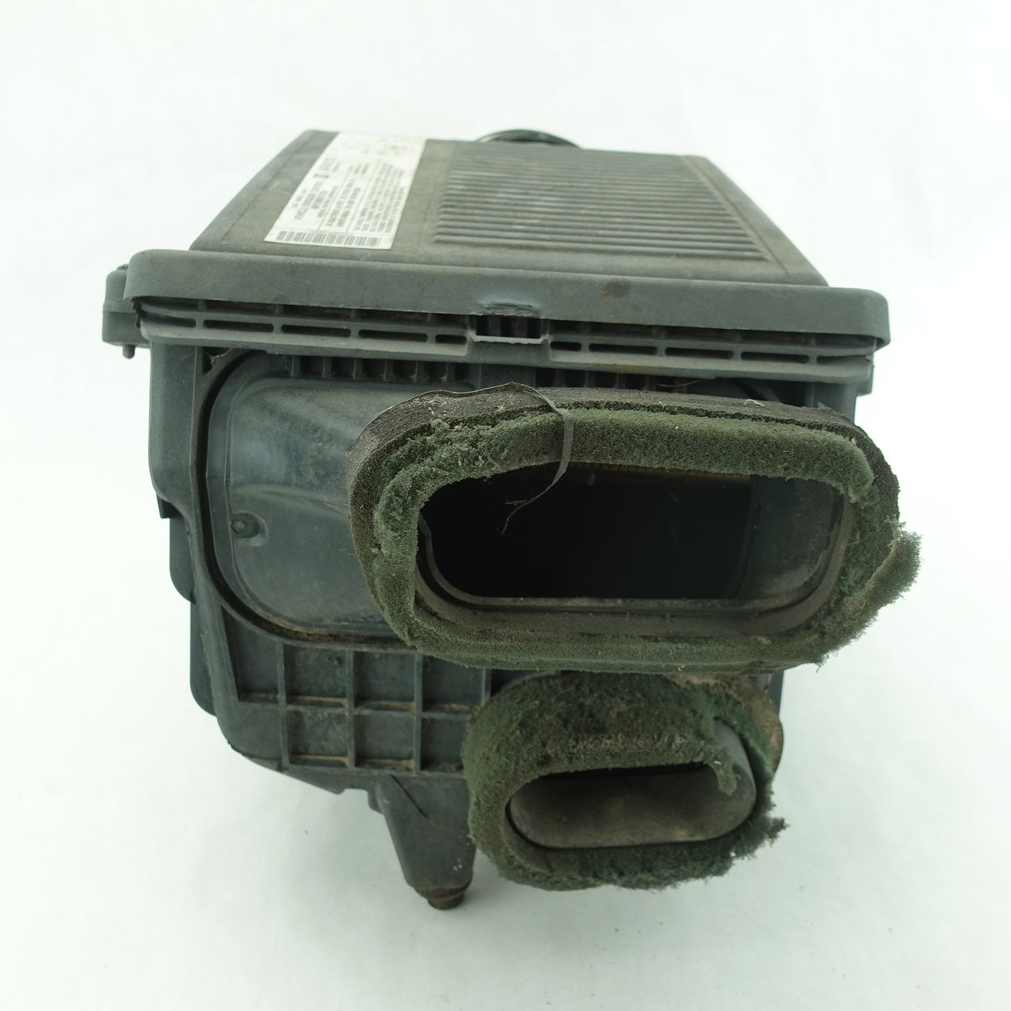 2002 2003 2004 2005 2006 2007 2008 Cadillac Escalade Air Cleaner Filter Box