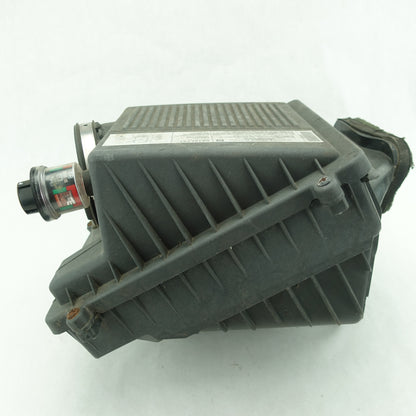 2002 2003 2004 2005 2006 2007 2008 Cadillac Escalade Air Cleaner Filter Box