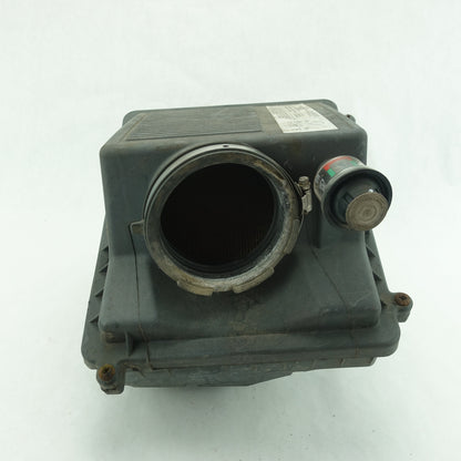 2002 2003 2004 2005 2006 2007 2008 Cadillac Escalade Air Cleaner Filter Box