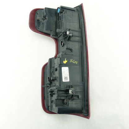 Damage 2020 2021 Silverado 1500 Passenger Right Rear Taillight Tail Light Lamp