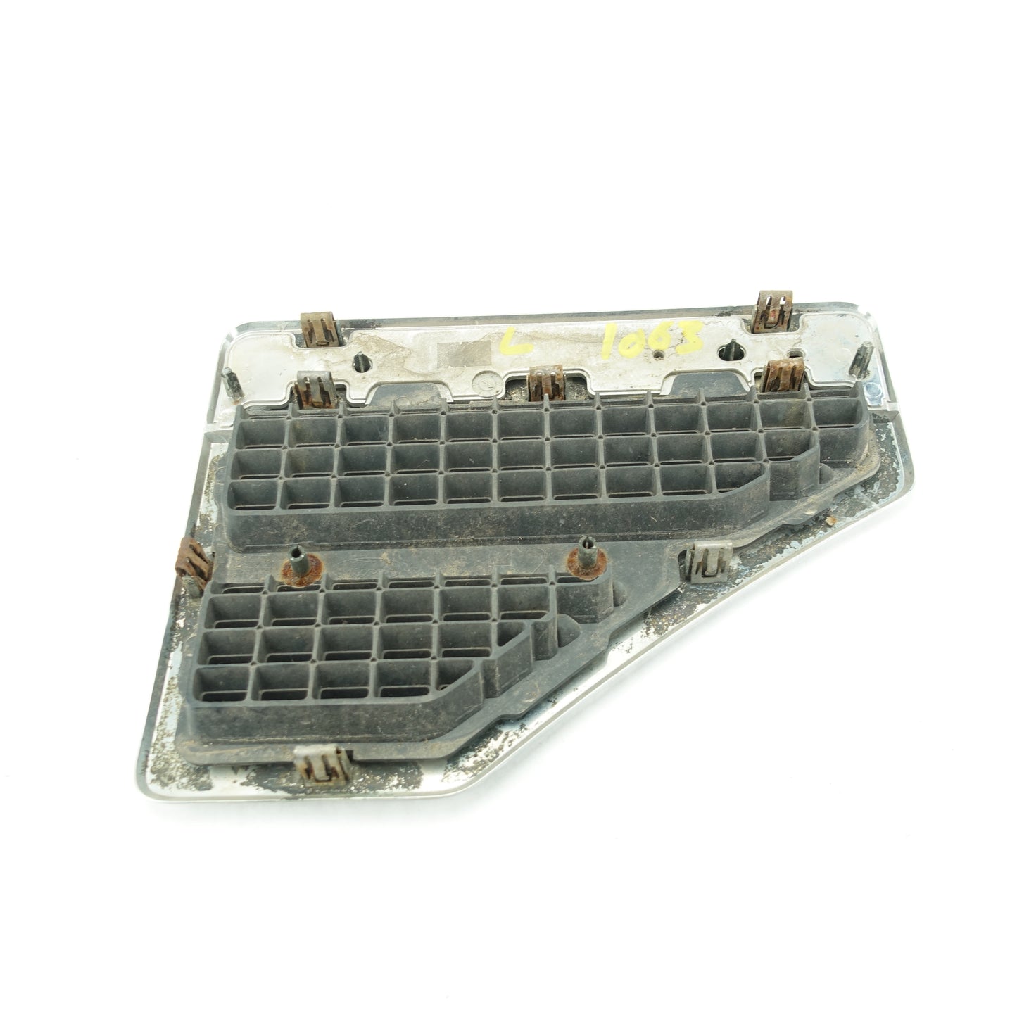 2008 2009 2010 Ford F550 XLT 6.8L Driver Left Fender Vent Emblem Logo