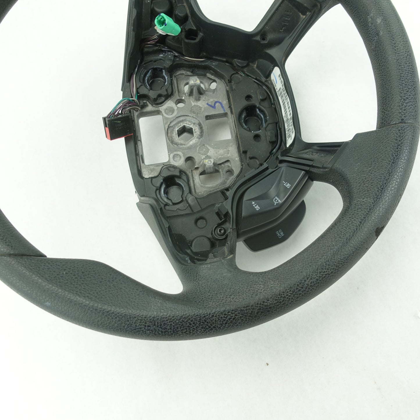 Damage 2012 2013 2014 Ford Focus Steering Wheel Black