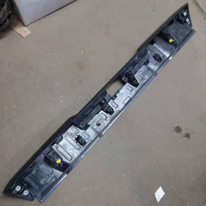2019 2020 2021 2022 Silverado Sierra 3rd Third Brake Light Lamp Housing Molding
