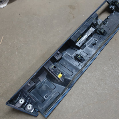 2019 2020 2021 2022 Silverado Sierra 3rd Third Brake Light Lamp Housing Molding