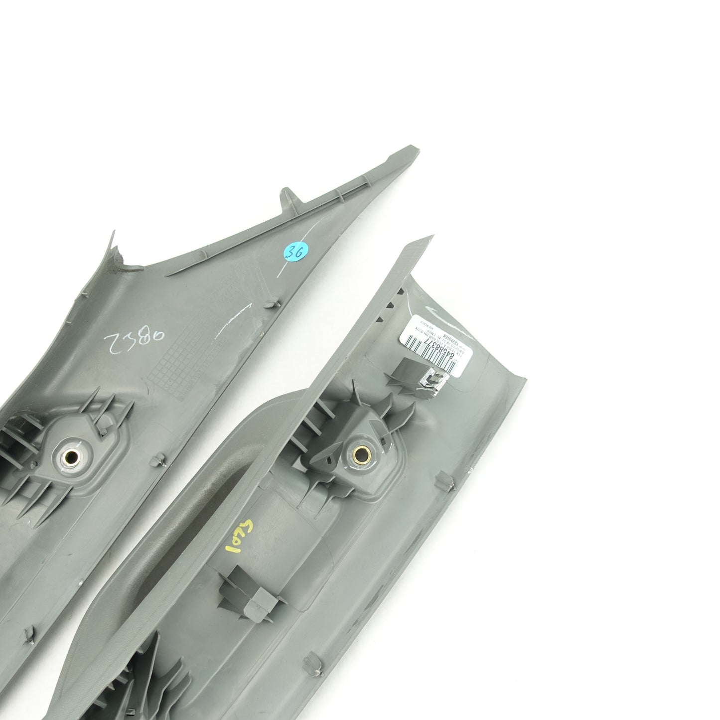 Damage 2020 2021 2022 2023 2024 Silverado Sierra A Pillar Grab Handle Trim Set