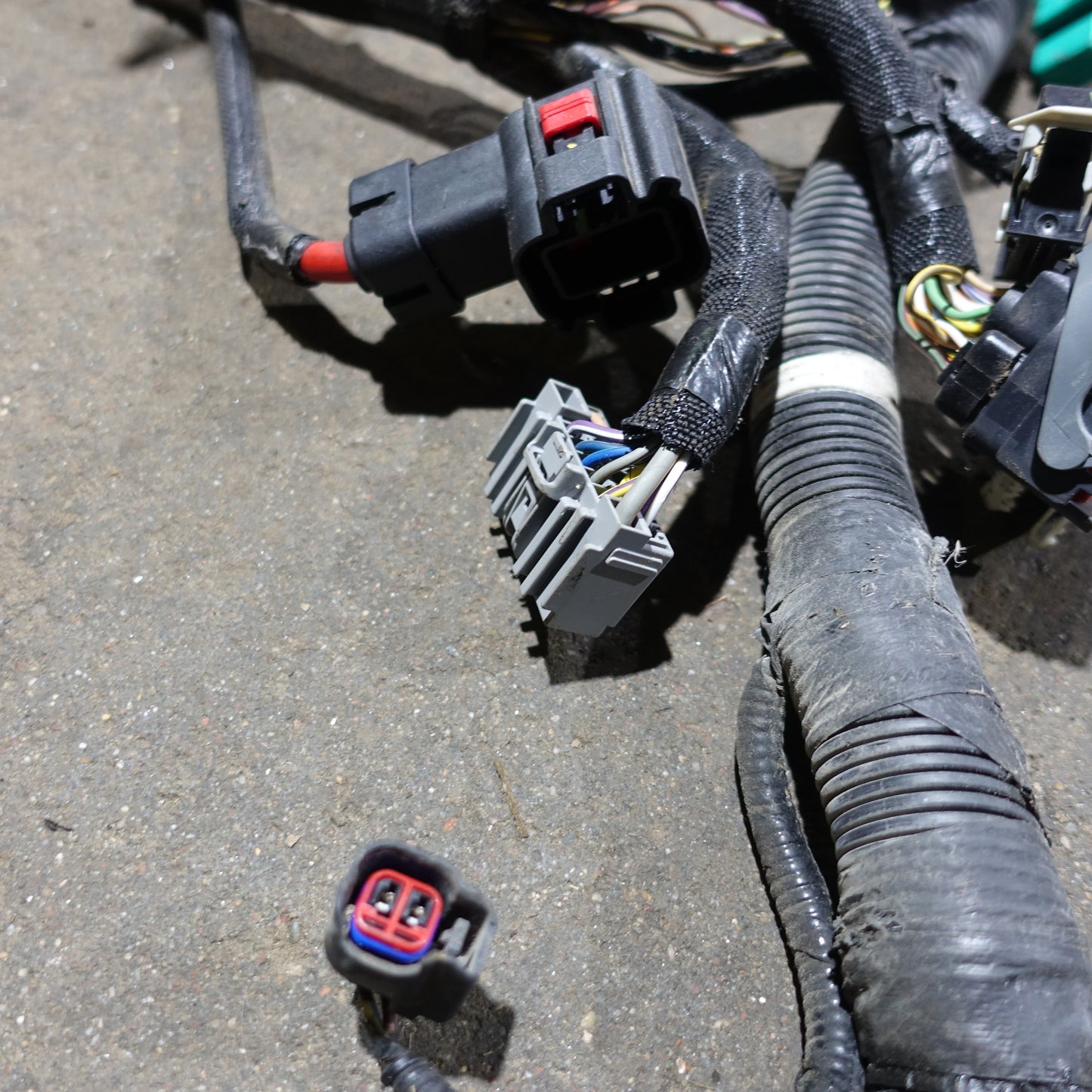 2008 Ford F250 F350 6.4L Engine Fuse Box Bay Wire Harness Loom