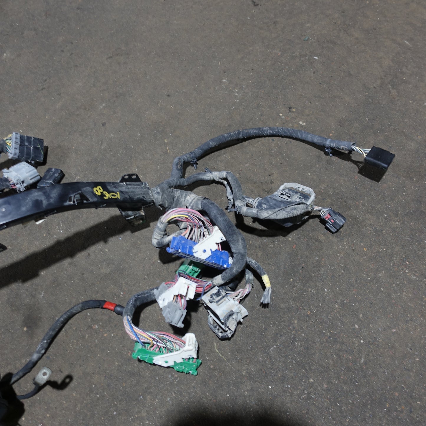 2019 Ram 2500 3500 6.7 Fire Wall Positive Battery Cable Aux PDC Relay Box