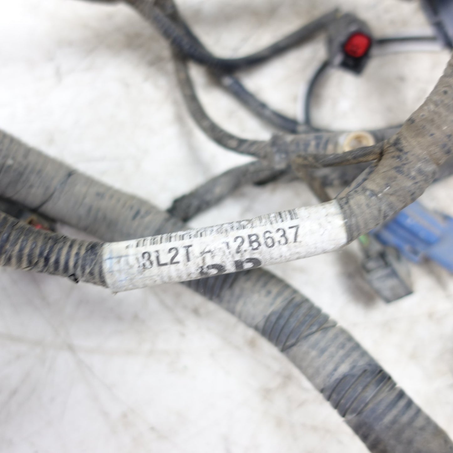 Damage 2008 2009 Ford Explorer Engine Wiring Harness Wire Loom 4.0