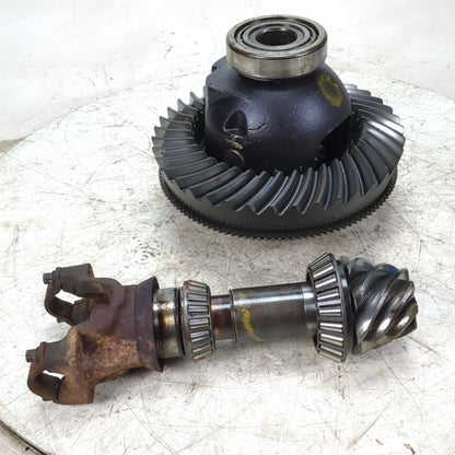 1999 2000 Ford F450 F550 Differential Carrier Pinion Gear 4.88 Ratio Open