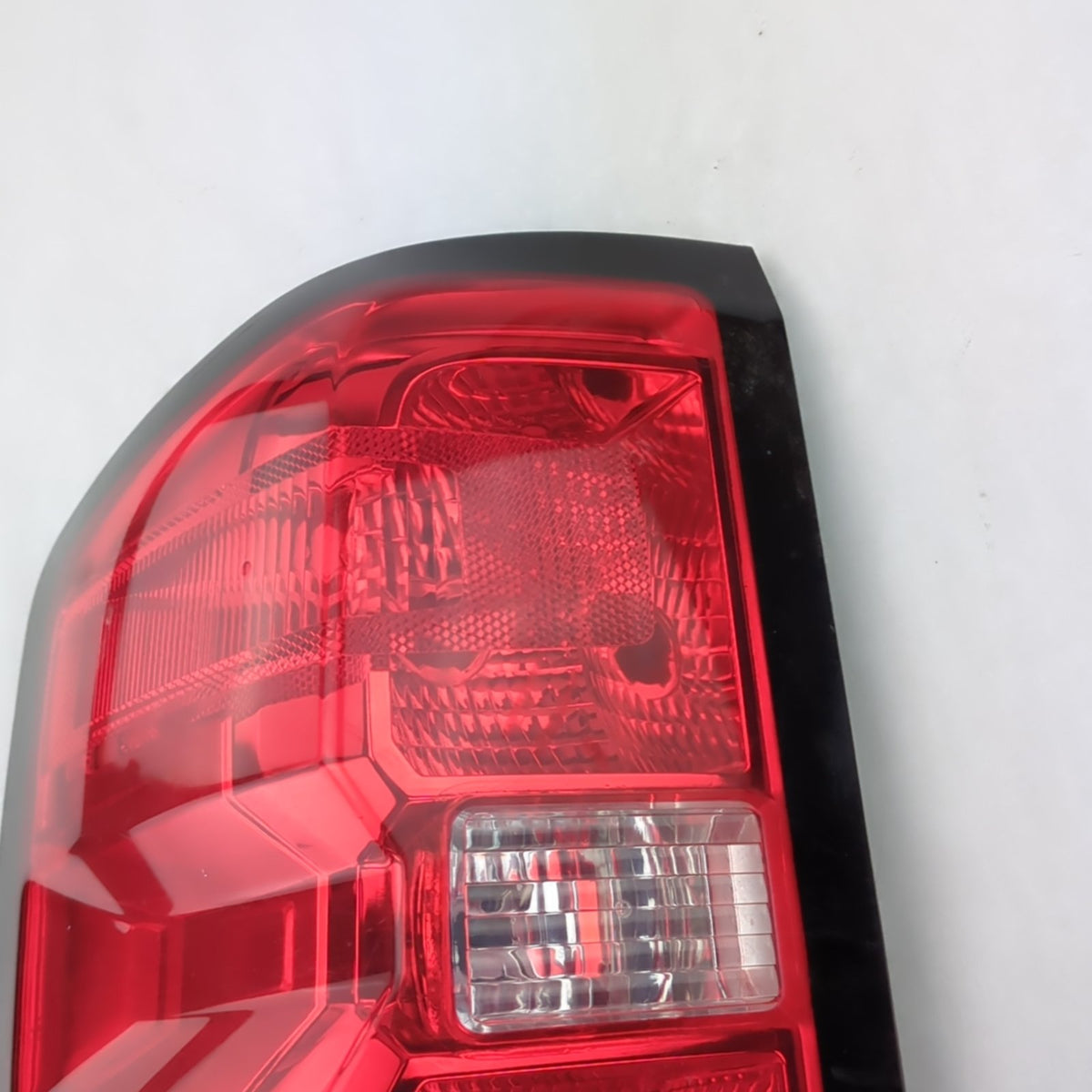 2016 2017 2018 Chevrolet Silverado Driver Left Taillight Tail Light Lamp
