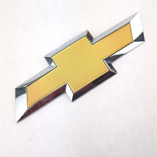 2015 2016 2017 2018 2019 Chevrolet Silverado Tailgate Bowtie Emblem Badge Logo