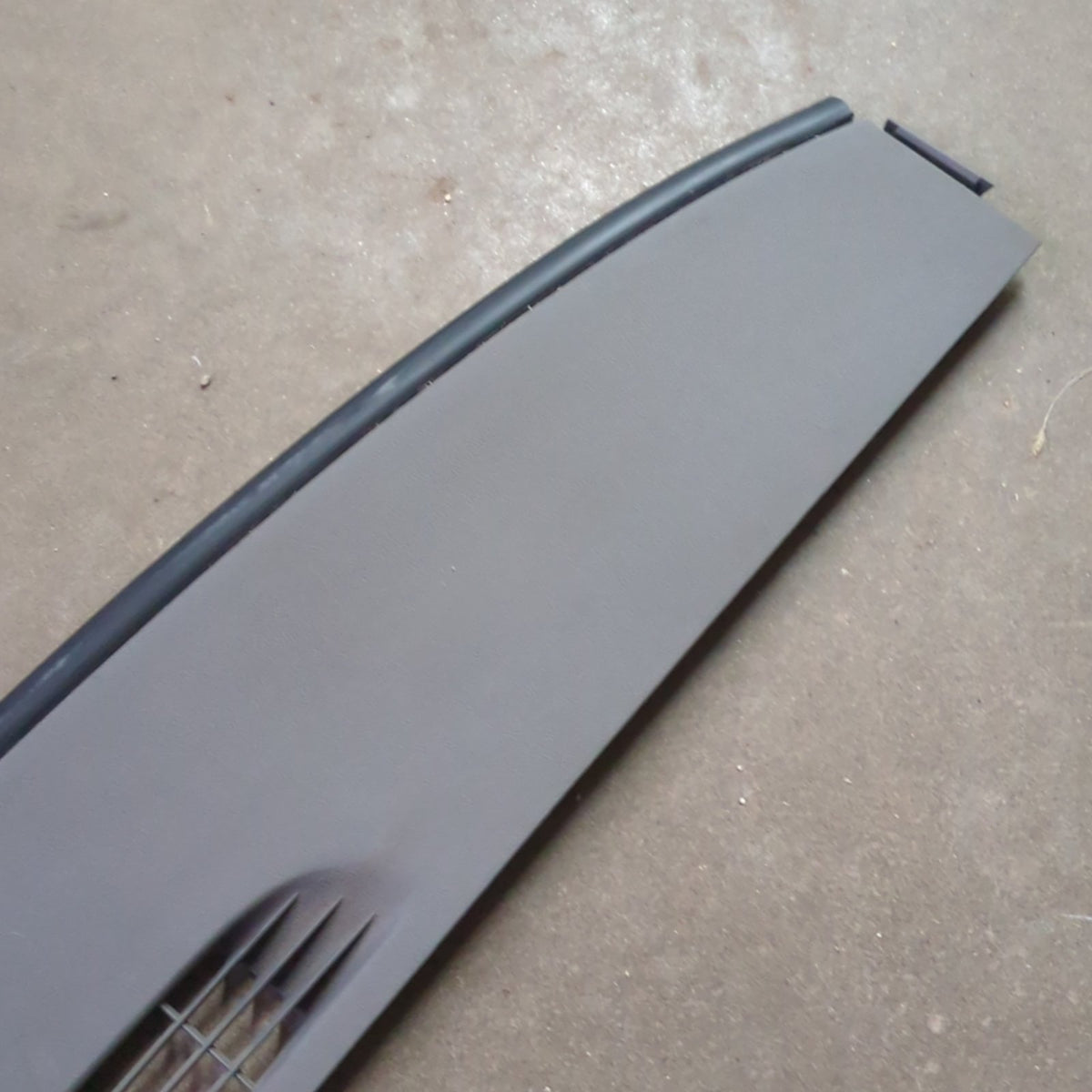 2008 2009 2010 2011 2012 Silverado Sierra Dash Defrost Vent Trim Panel Titanium