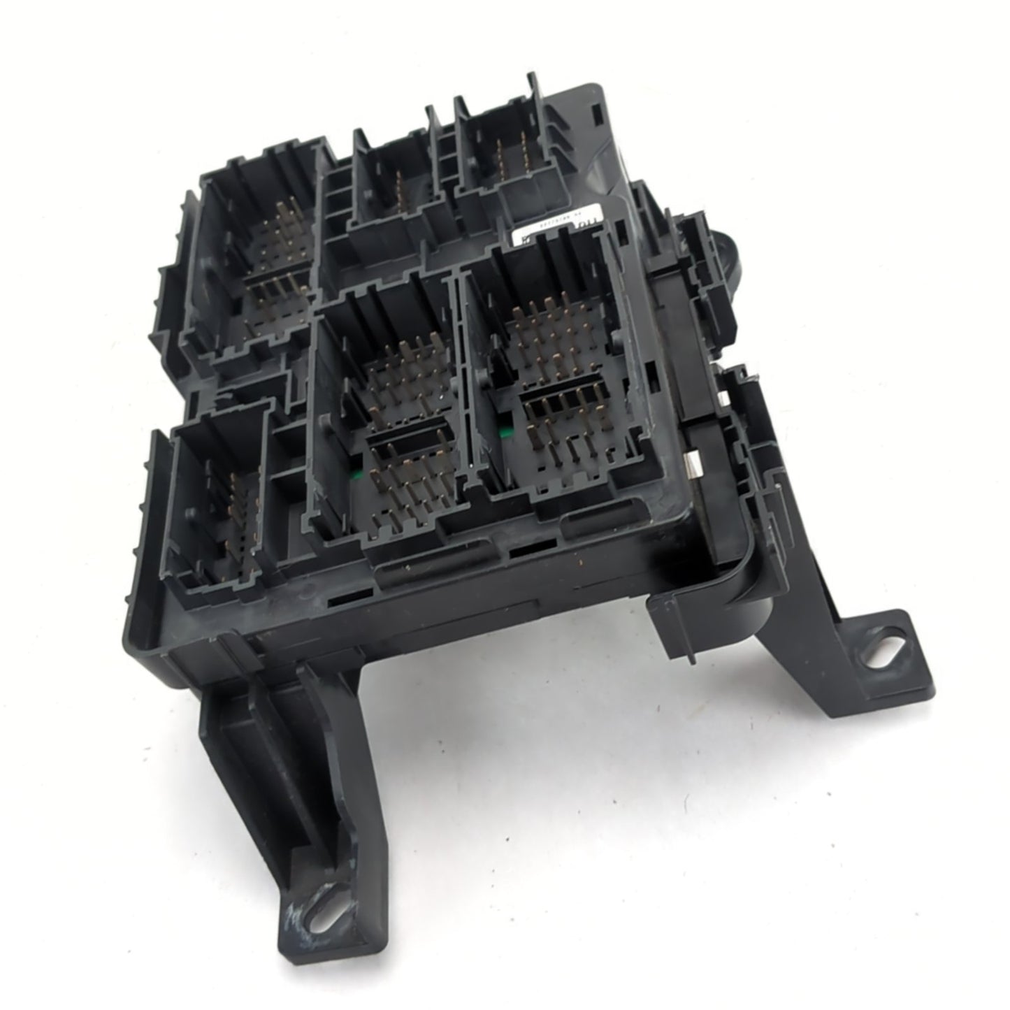 2014 2015 2016 2017 Silverado Sierra Lower Dash Firewall Junction Block Fuse Box