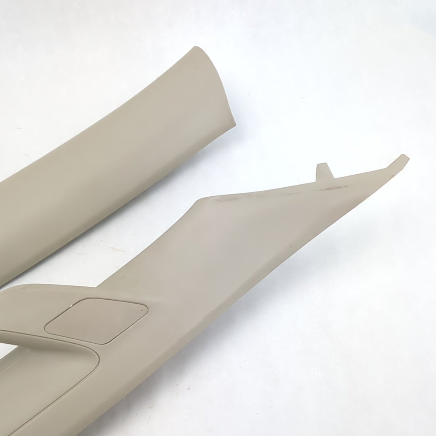 2014 2015 2016 2017 2018 Silverado Sierra A-Pillar Pillar Post Trim Panel Set