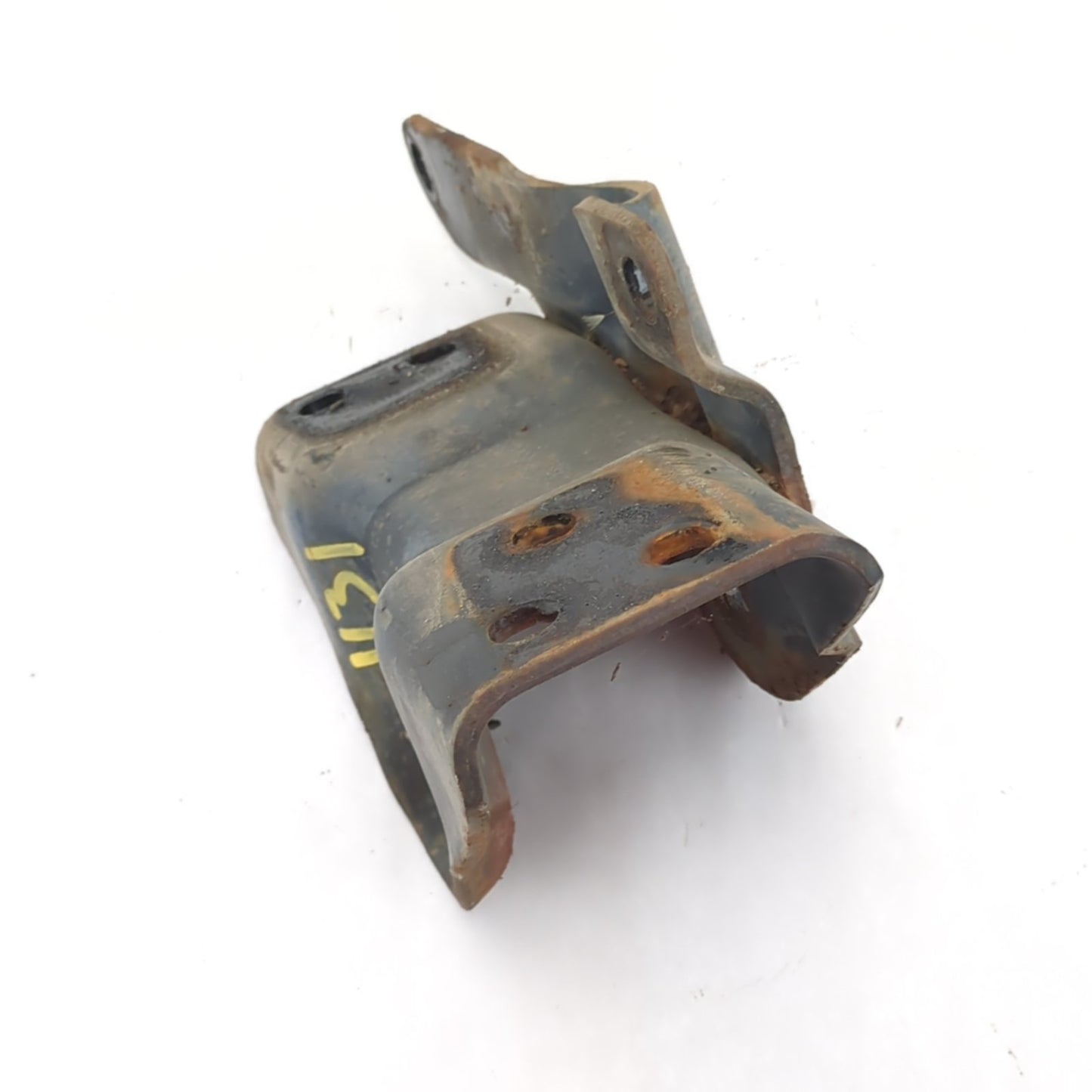 1999 2000 Ford F450 Driver Left Side Leaf Spring Mounting Bracket