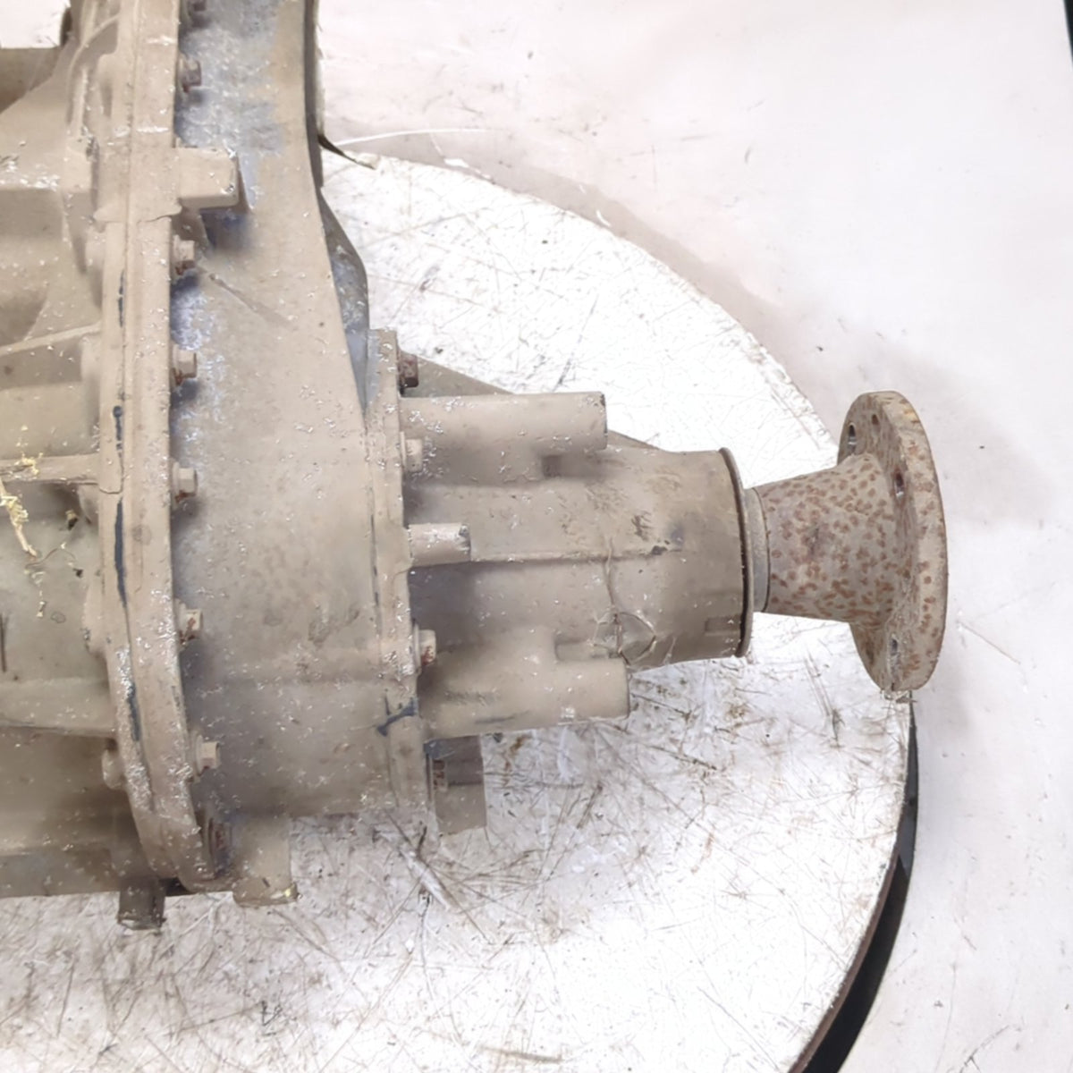2016 Ford F350 Electric Shift Transfer Case Rear Flange Yoke 102K Miles