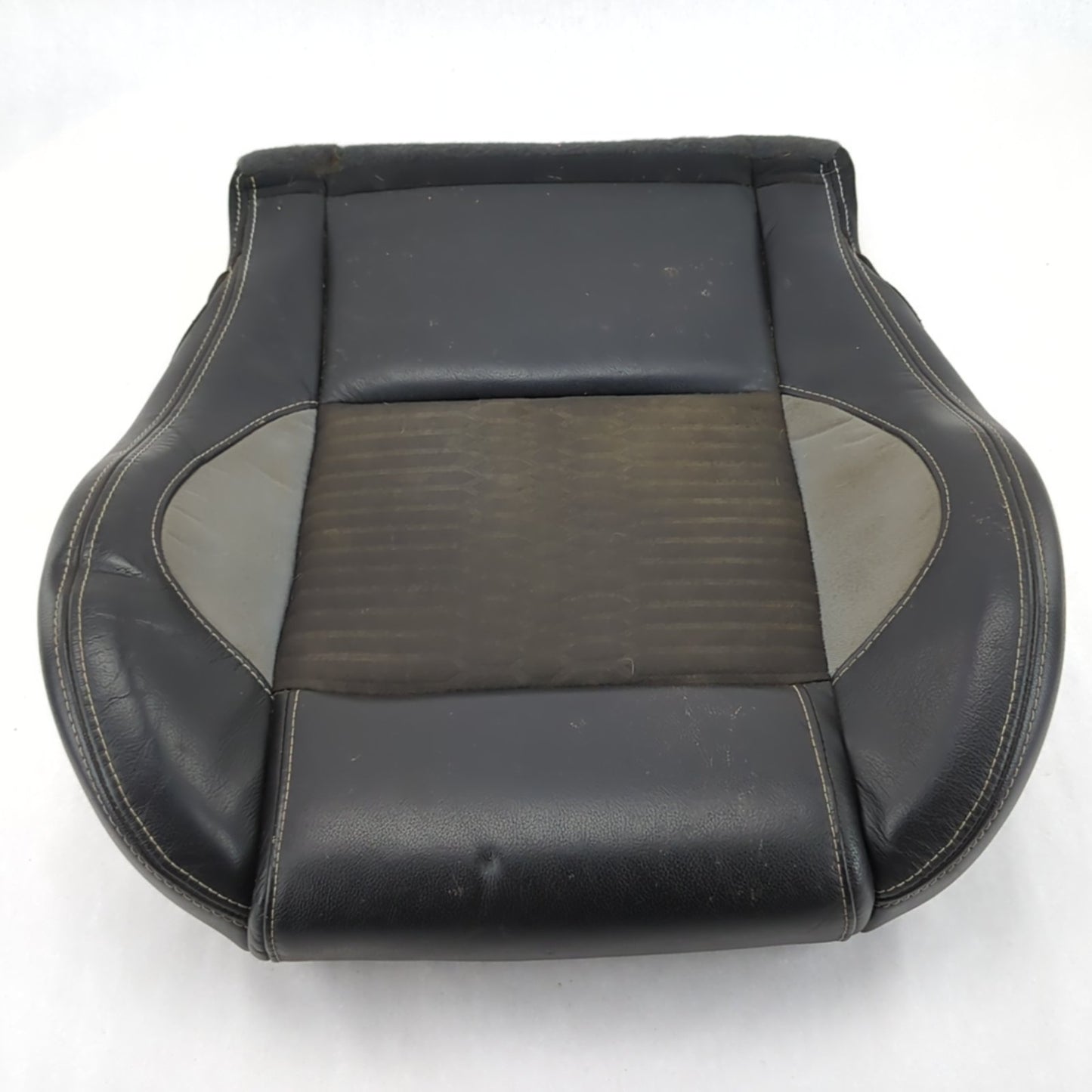 2015 2016 2017 2018 Ford Focus ST Passenger Right Seat Bottom Cushion