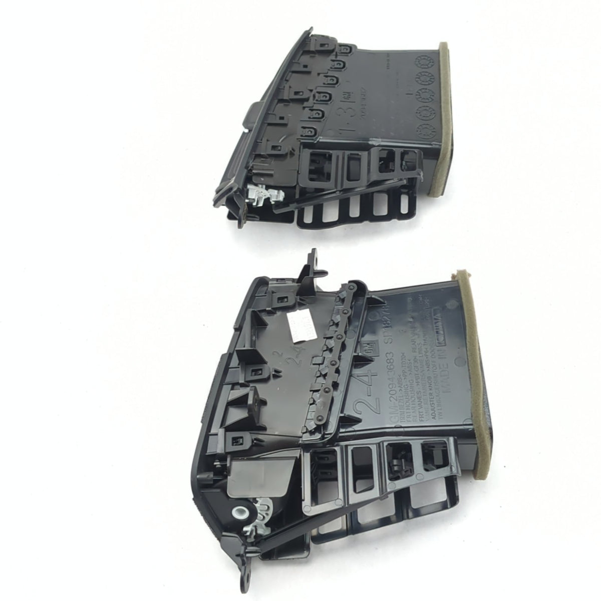 2014 2015 2016 Silverado Sierra Outer Most Edge Dash A/C Heater Air Vent Outlet