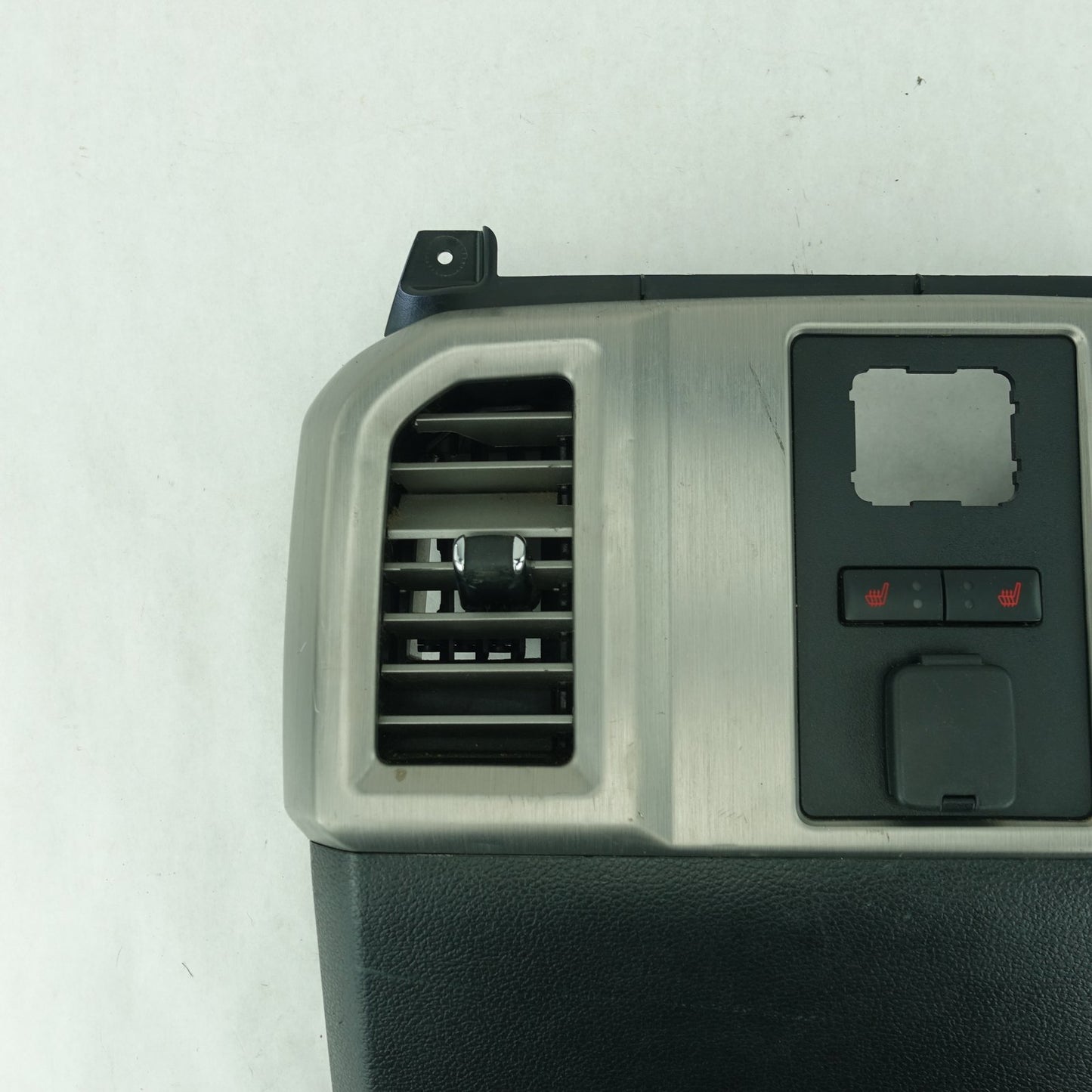 Damage 2015 2016 2017 2018 2019 20 Ford F150 Center Console Rear Trim Vent Panel
