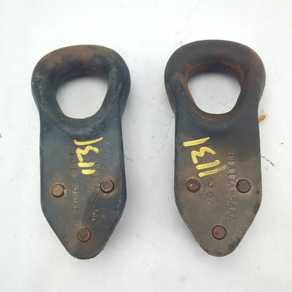 1999 2000 2001 2002 2003 2004 Ford F250 F350 Tow Hook Hooks Left Right Front Set
