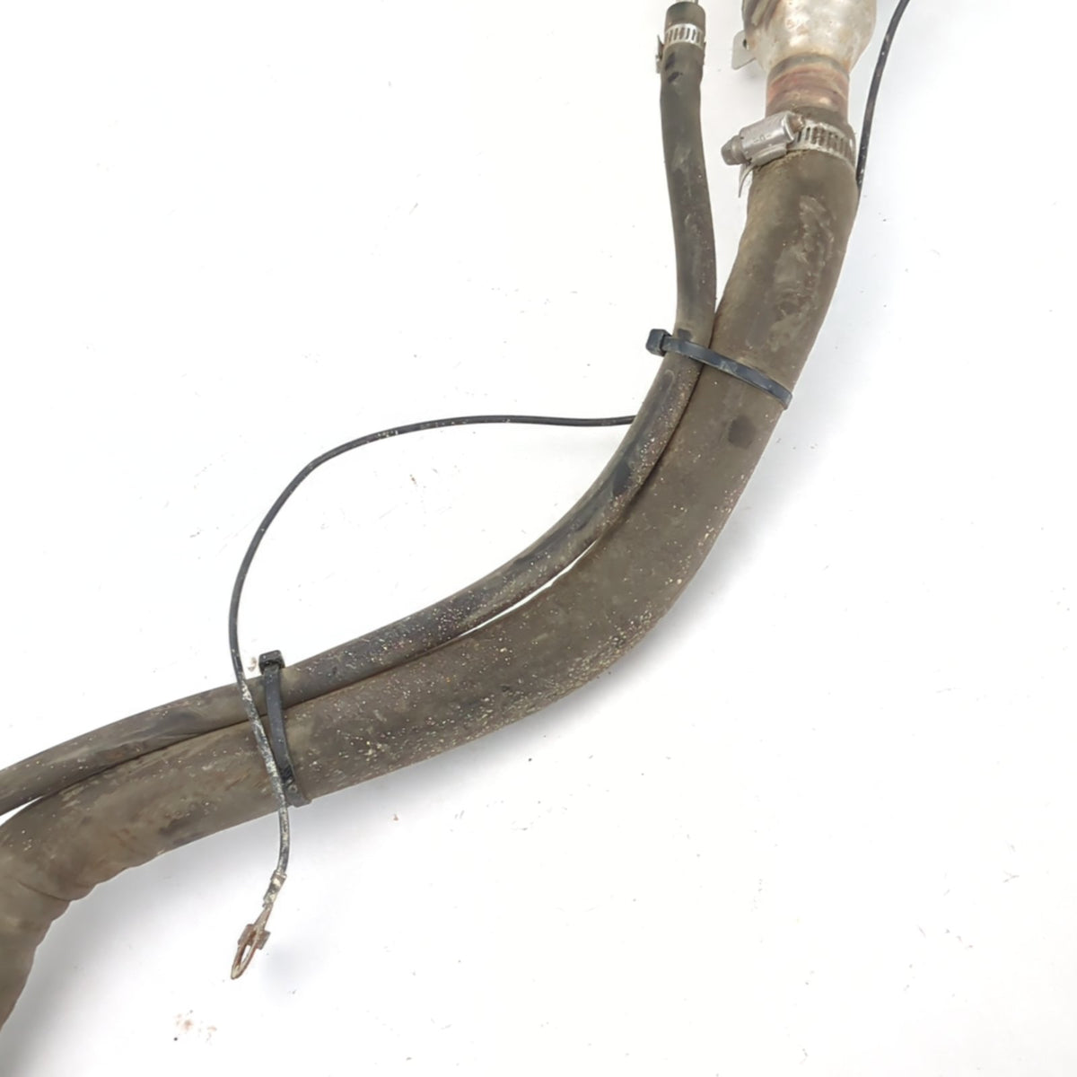2014 2015 2016 2017 2018 Silverado Sierra 1500 Fuel Filler Neck Hose Pipe