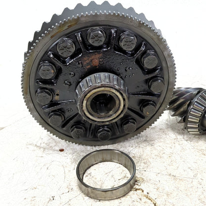 1999 2000 Ford F450 F550 Differential Carrier Pinion Gear 4.88 Ratio Open