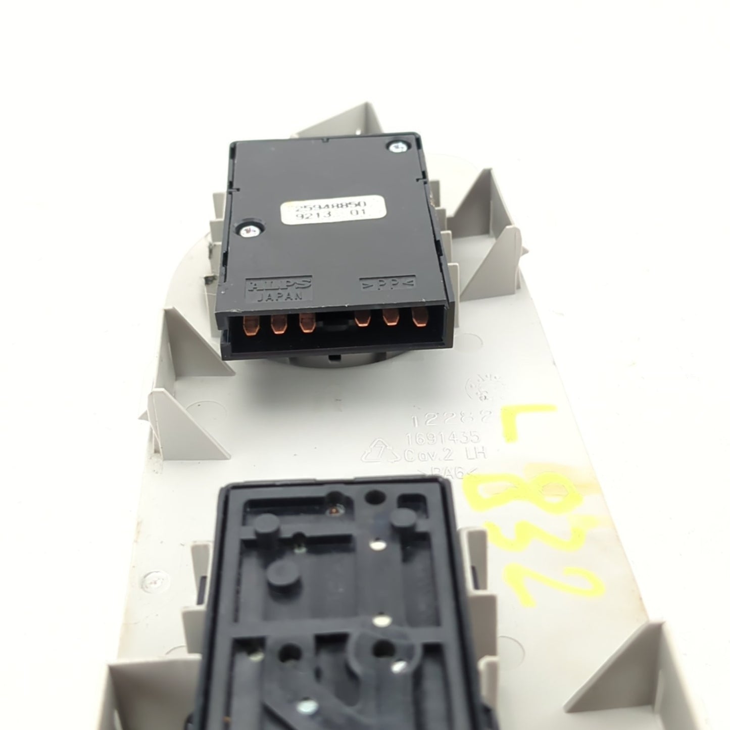 2008 2009 2010 2011 2012 Enclave Traverse Power Seat Switch Control Driver Left