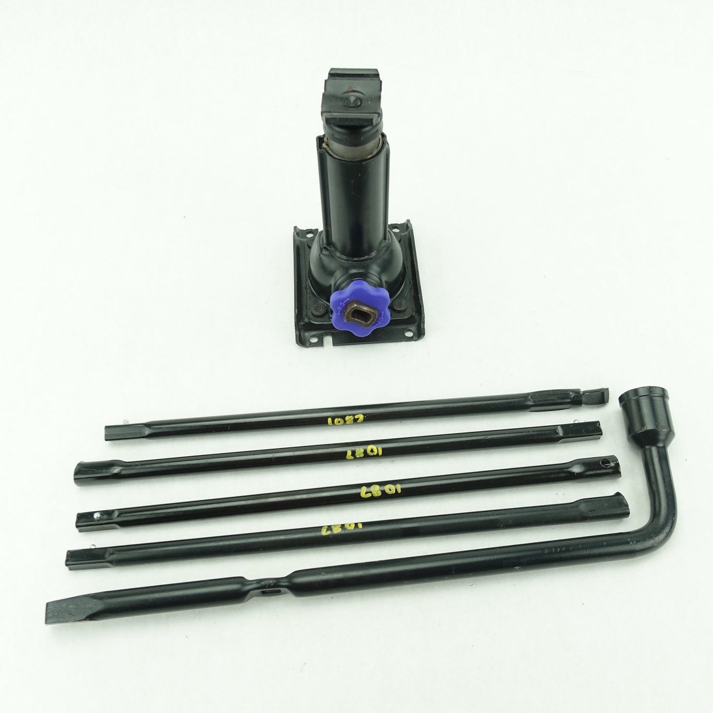 2019 2020 2021 2022 2023 2024 Ram 2500 3500 Spare Tire Jack Lug Wrench Tool Kit