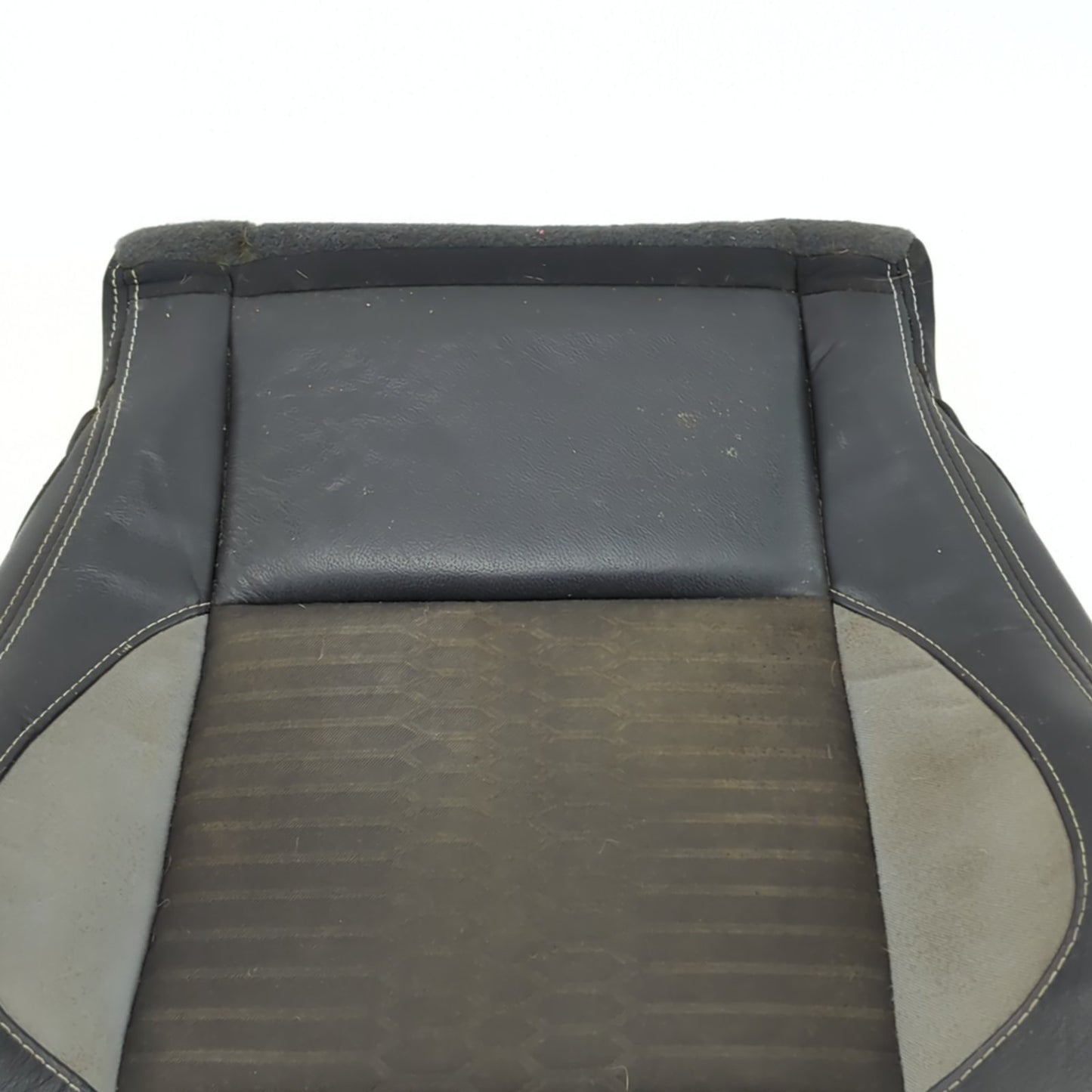 2015 2016 2017 2018 Ford Focus ST Passenger Right Seat Bottom Cushion