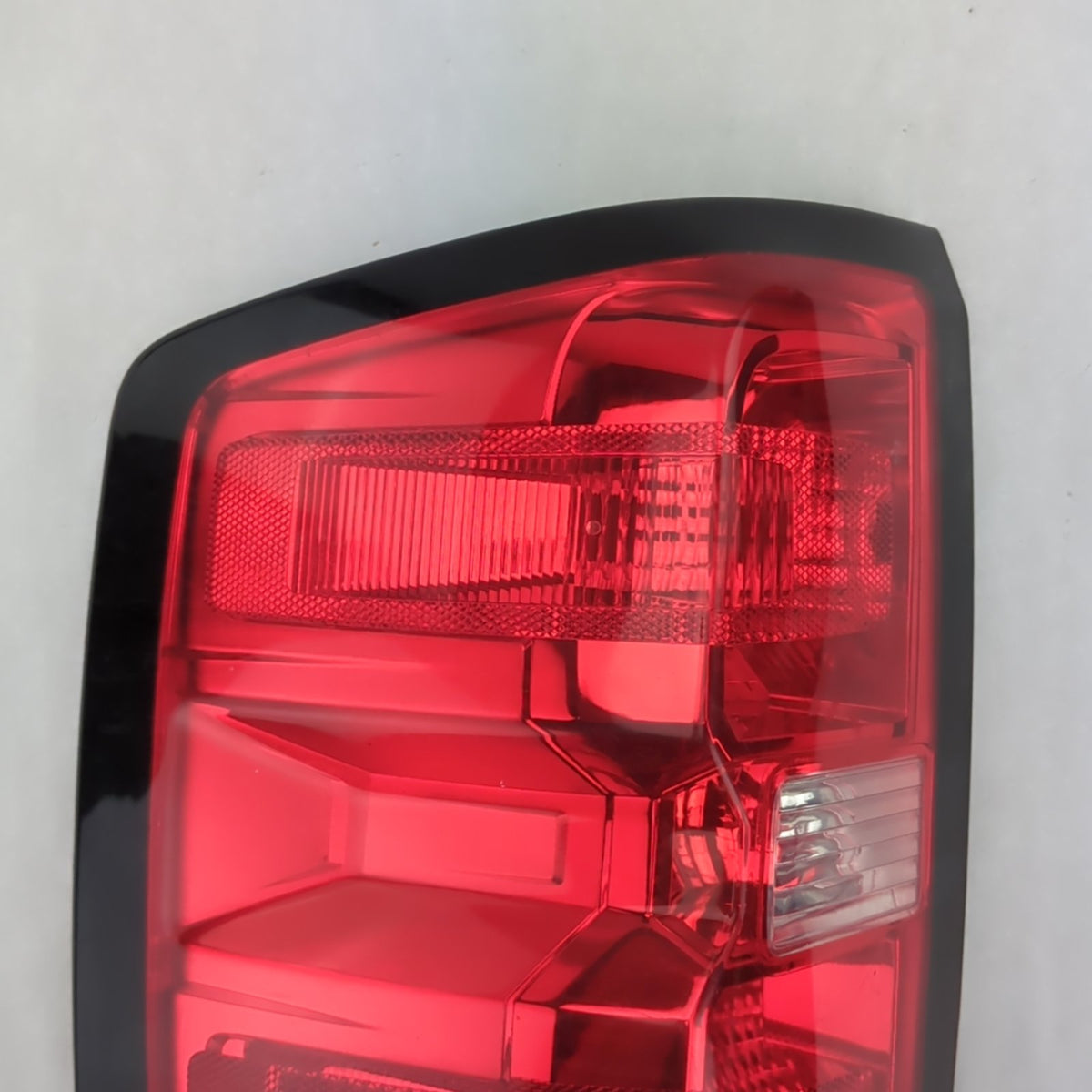 2016 2017 2018 Chevrolet Silverado Driver Left Taillight Tail Light Lamp