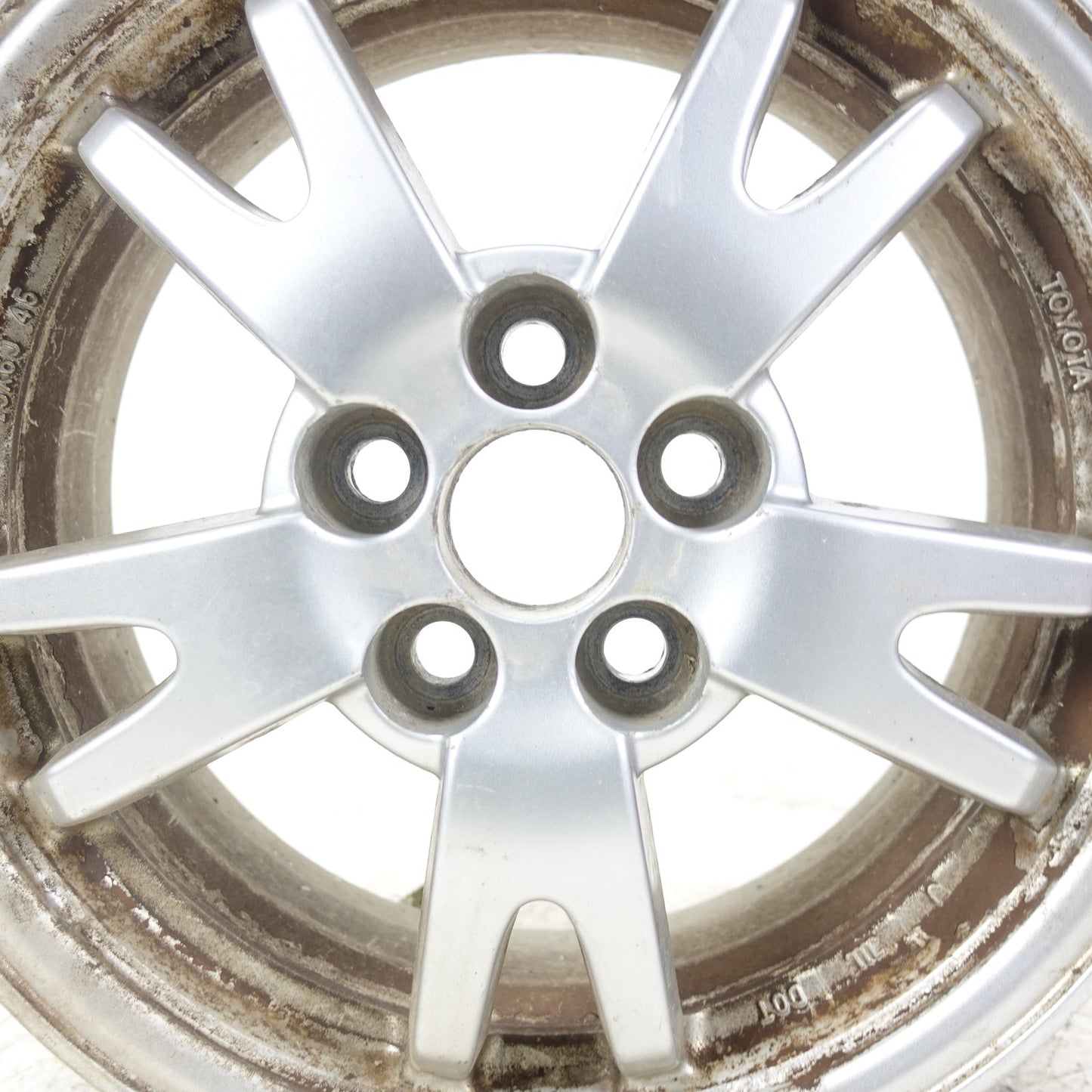 2010 2011 Toyota Prius Wheel Rim Ring 15 inch Aluminum Alloy