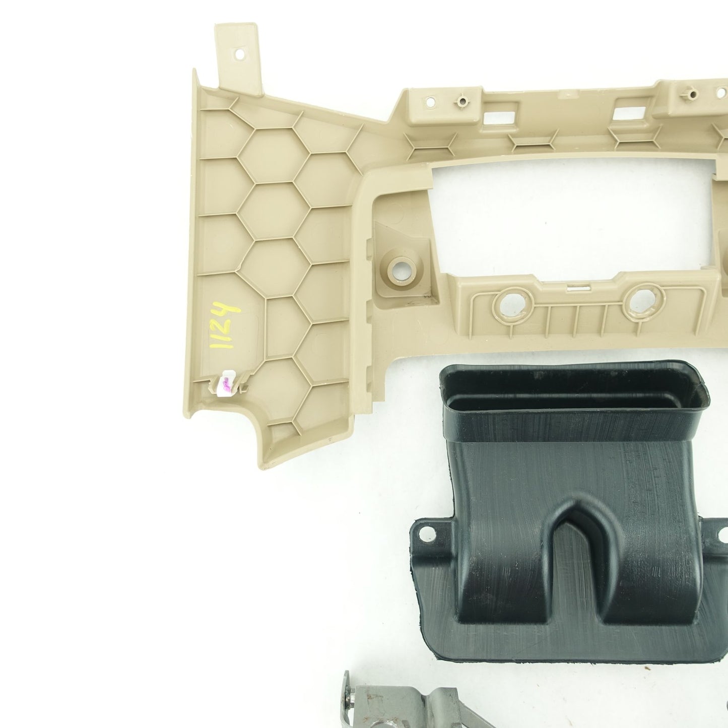 2014 2015 2016 Ford F250 F350 Center Console Dash Radio Bezel Bracket