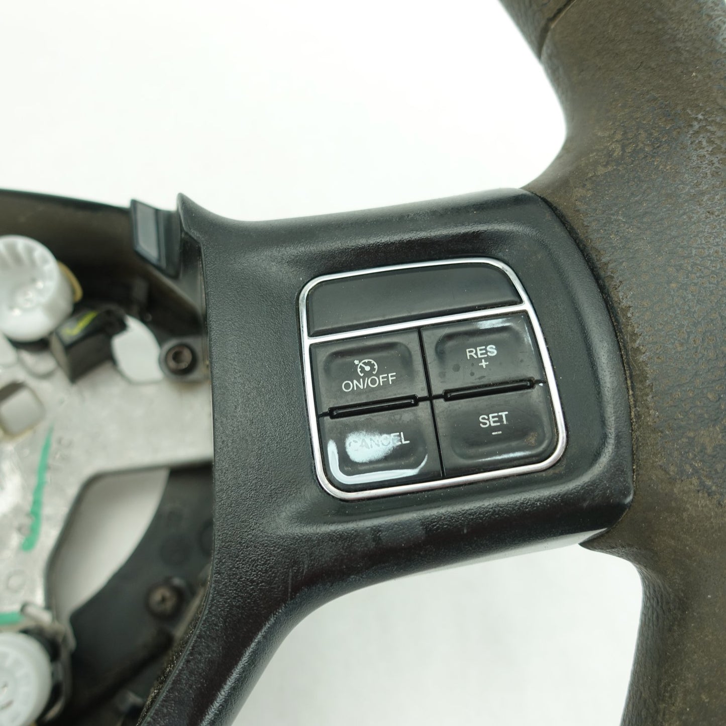 2014 2015 2016 2017 2018 Ram 1500 2500 3500 Steering Wheel Audio Cruise Controls