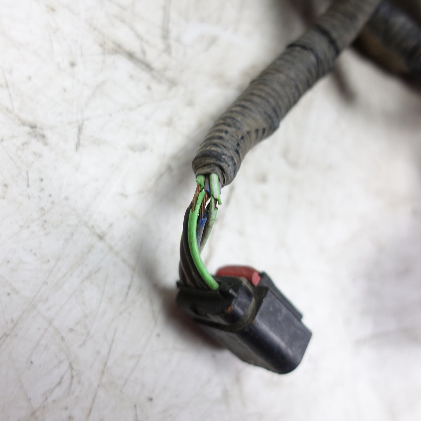 Damage 2008 2009 Ford Explorer Engine Wiring Harness Wire Loom 4.0