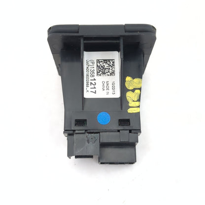 2014 2015 2016 2017 Silverado Sierra 3 USB Data Hub Charging Receptacle Port