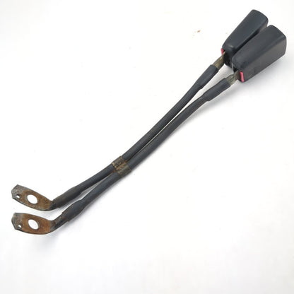 2000 2001 2002 2003 2004 Ford F450 F550 Regular Cab Right Seat Belt Buckle