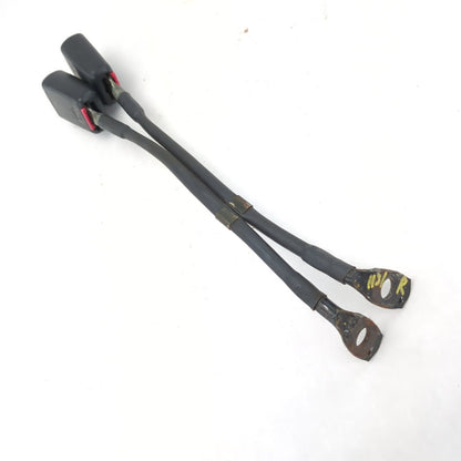 2000 2001 2002 2003 2004 Ford F450 F550 Regular Cab Right Seat Belt Buckle