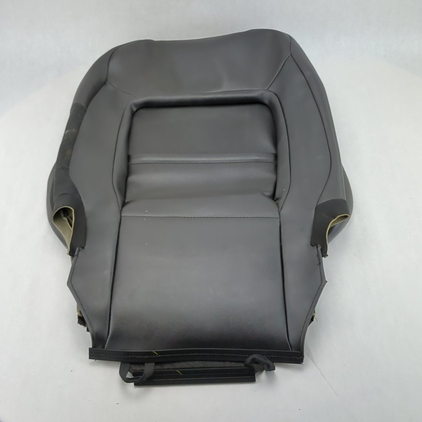 2016 2017 2018 Ford Focus ST Recaro Right Passenger Front Seat Upper Cover Skin