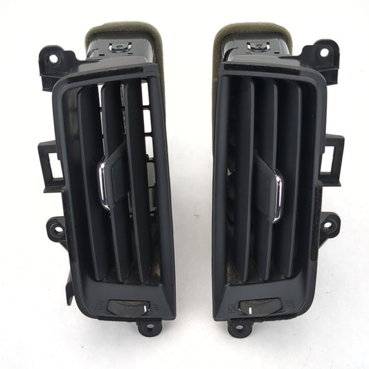 2014 2015 2016 2017 2018 Silverado Sierra Dash Center Heat AC Air Vent Louver