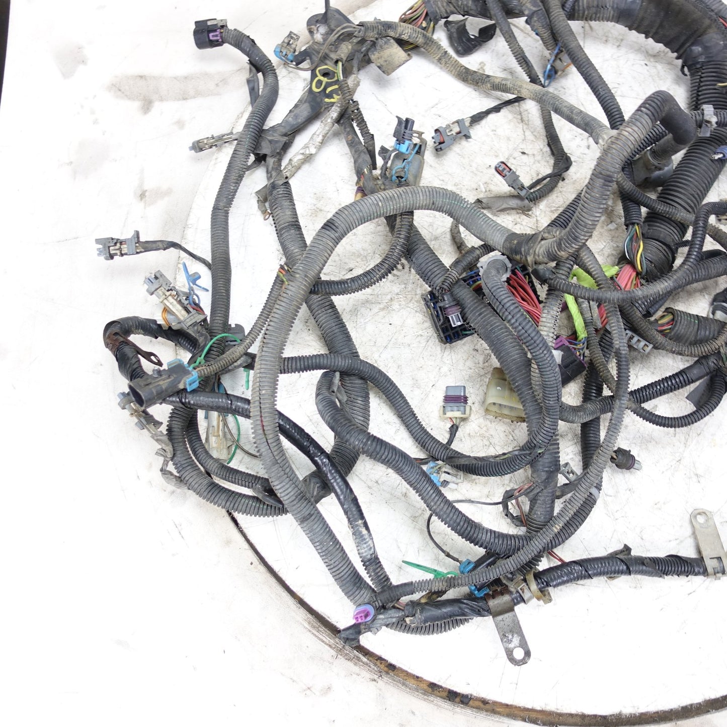 2005 2006 Cadillac Escalade ESV EXT Engine Wiring Harness Wire Loom Assembly