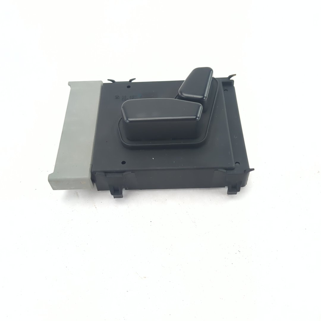 2014 2015 2016 2017 2018 Ram 1500 10-way Power Seat Switch Control Module