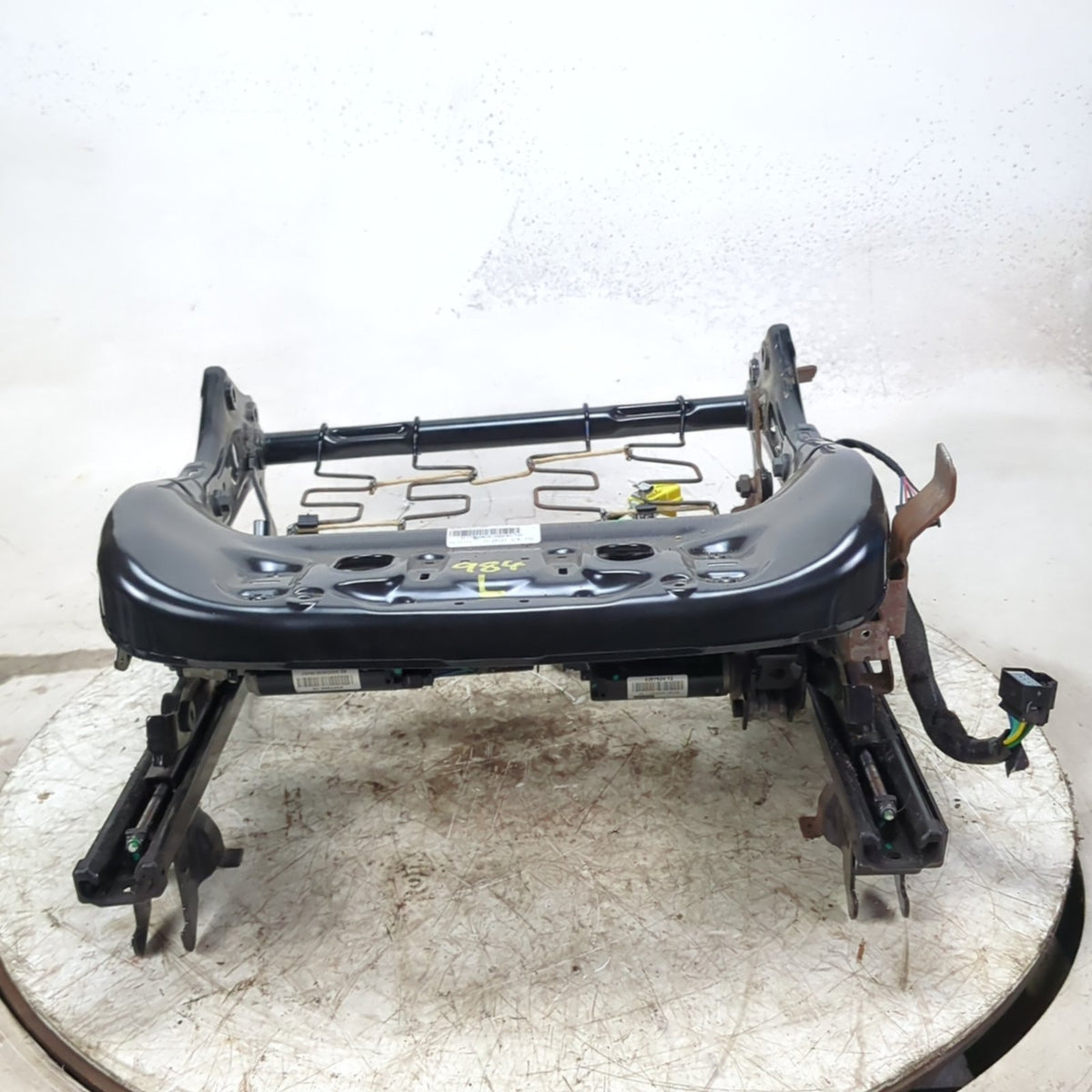 2010 2011 Chevrolet Equinox Left Driver Side Electric Seat Track Frame Base Rail