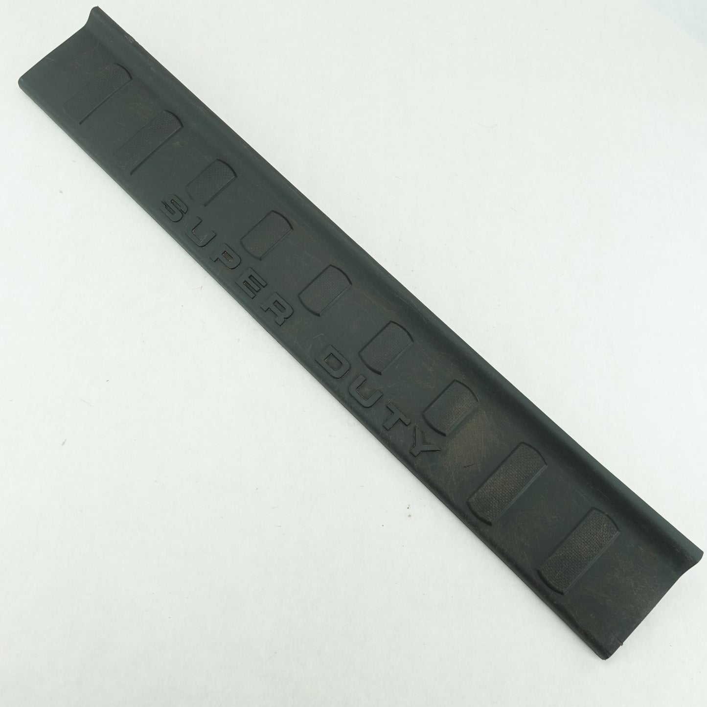 12 2013 2014 2015 2016 Ford F250 F350 Front Right Door Sill Scuff Plate Trim